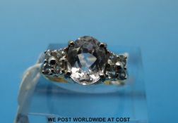 A 9ct gold white amethyst and topaz ring (size N)