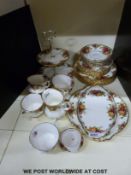 A quantity of Royal Albert 