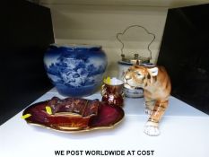Four pieces of Carltonware, Czechoslovakian tiger,