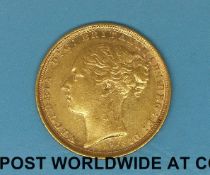 An 1886 young head gold full sovereign type 2 reverse,