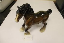 A Beswick Figure : Cantering Shire, mode