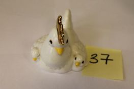 A Beswick Figure : Family Gathering, Lit