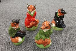 Four Staffordshire Kent Pottery novelty fox figures, height 20 cm (4)  CONDITION REPORT: Good