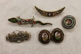 A collection of early twentieth century micro mosaic brooches. CONDITION REPORT: Good conditions.