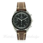 A GENTLEMAN'S STAINLESS STEEL OMEGA SPEEDMASTER AUTOMATIC WRIST WATCH CIRCA 2000
D: Black dial
