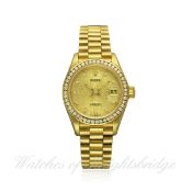 A FINE LADIES 18K SOLID GOLD ROLEX OYSTER PERPETUAL DATEJUST BRACELET WATCH CIRCA 1986, REF. 69178