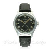 A GENTLEMAN'S BRITISH MILITARY W.W.W. BUREN GRAND PRIX WRIST WATCH CIRCA 1940s 
D: Black dial with