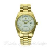 A GENTLEMAN'S 18K SOLID GOLD ROLEX OYSTER PERPETUAL DAY DATE BRACELET WATCH CIRCA 1969, REF. 1803
D: