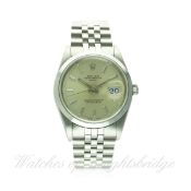 A GENTLEMAN'S STAINLESS STEEL ROLEX OYSTER PERPETUAL DATE BRACELET WATCH CIRCA 1990, REF. 15200
D:
