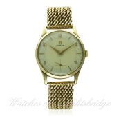A GENTLEMAN'S 9CT SOLID GOLD OMEGA BRACELET WATCH CIRCA 1954, REF. 684576
D: Two tone silver 