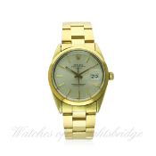 A GENTLEMAN'S STEEL & GOLD CAPPED ROLEX OYSTER PERPETUAL DATE BRACELET WATCH CIRCA 1986, REF.