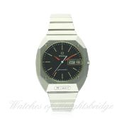 A GENTLEMAN'S STAINLESS STEEL OMEGA SEAMASTER QUARTZ BRACELET WATCH CIRCA 1977, REF. 196.0054 /