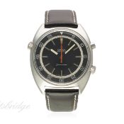 A GENTLEMAN'S STAINLESS STEEL OMEGA SEAMASTER CHRONOSTOP WRIST WATCH CIRCA 1960s, REF. 145.008
D: