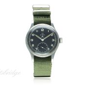 A GENTLEMAN'S STAINLESS STEEL BRITISH MILITARY W.W.W. OMEGA WRIST WATCH CIRCA 1944
D: Black dial