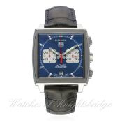 A GENTLEMAN'S STAINLESS STEEL TAG HEUER 