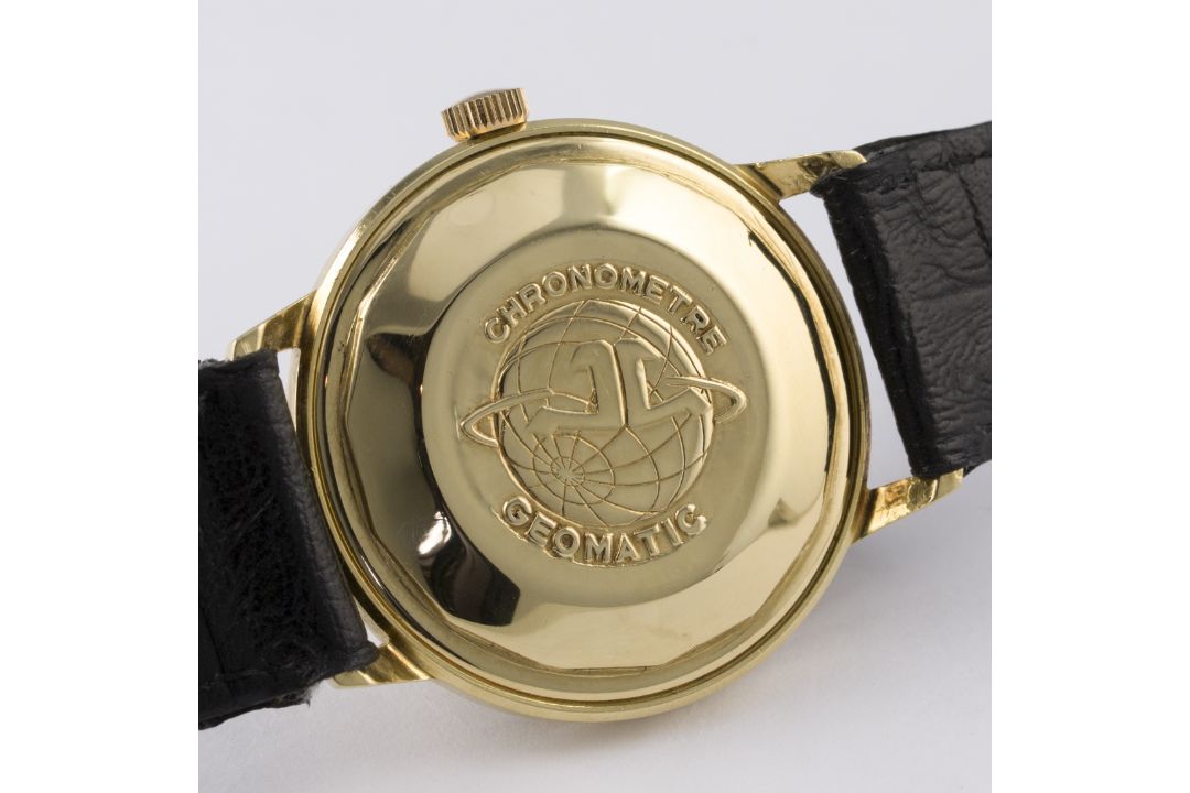 A RARE GENTLEMAN'S 18K SOLID GOLD JAEGER LECOULTRE GEOMATIC CHRONOMETRE WRIST WATCH CIRCA 1960s D: - Image 6 of 8