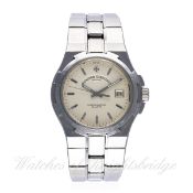 A GENTLEMAN'S STAINLESS STEEL VACHERON CONSTANTIN OVERSEAS QUARTZ CHRONOMETER BRACELET WATCH CIRCA