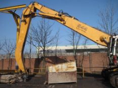 Liebherr 944 Tracked Rehandler 2002.
Good condition, hydraulic high rise cab, very good
