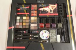 2 x Professional Catwalk Collection Make Up Set