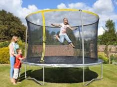 2x Pallets of customer returned Trampolines/Enclosures