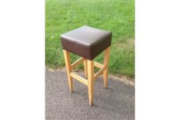 5 x Used matching bar stools - see picture