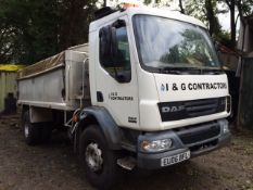 DAF LF 55 220 4 x 2 tipper lorry