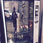 1x Azcoyn vender for snacks no keys tested and powers up