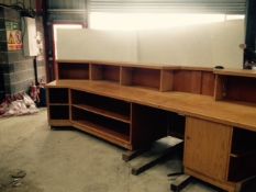 Reception desk in good condition
