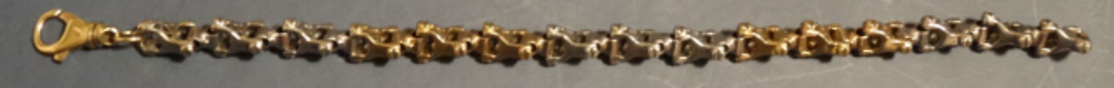 Rare Style 9 Carat Yellow and White Gold 9 Inch Fancy Link Bracelet. Weighing 34.29G. Comes with