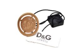 Model Number: DJ0629_x00D_
Product Name: D&G Signet Ring With Swarovski crystal. Size 14 (By D&G