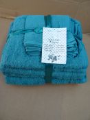 1 x Chamberlain & May 9 Piece Luxurious (TEAL) 100% Egypian cotton Towel Bale. Price Marked at £