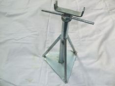 12 PCS X Medium Axle Stands - BRAND NEW,
Size - Medium
Lengths - 13.5 Inch Closed, 15 Inch Open
Base