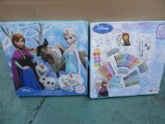 1 x Disney Frozen 200 Piece Complete art case. Includes 24 crayons, 24 oil pastles, 16 markers, 8