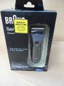 1 x Braun Series 3 340s-4 Wet and Dry Shaver. Tough on beard, smooth on skin! High retail value!