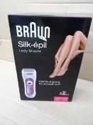 1 x Braun Silk-Epil Lady Shaver. Gentle shaving for smooth skin. Legs and Body. Comes with 2