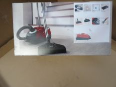 1 x Miele S5261 Cat and Dog Plus 5000 Bagged Cylinder Cleaner. 
RRP £199.99! (See Photo)
2200 watts.