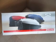 1 x Miele S2 Bagged Cylinder Vacuum Cleaner. RRP £199.99!! •S2 cylinder cleaner provides excellent