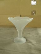 24 x frosted desert bowls in plastic storage crate