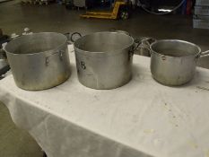 set of 3 alloy stock pots
