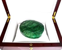 10.8k 1536.90CT Oval Cut Green Beryl Emerald Gemstone - 1536.90CT  - No Reserve