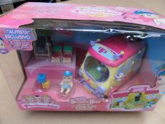 8 x Paciocchini School bus play sets. Brand new and Boxed. RRP £240! High quality manufactured by