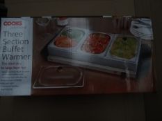1 x Cooks Professional Three Section Buffet Warmer. The ideal way to keep food hot. 3 serving