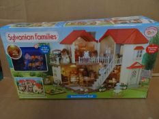 1 x Sylvanian Families Beechwood Hall. Wonderful 2 storey home! 2 Working lights. Includes figures
