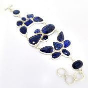 18x Sapphire gemstones 157.41ct & Sterling Silver Bracelet. Appraisal value $11,924 approx £7,995.79