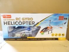 1 x Brite Power Mega 72CM Remote Control Gyro Helicopter. 3.5 Channel, remote control, flashing