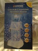 Colour changing Frosted House , with glitter, 24cm Height, Customer return_Boxed_Unchecked. NO VAT
