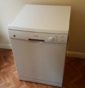 Bosche DISHWASHER Looks New Slight Damage On Side Powers Up Untested