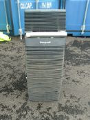 Honeywell Air Chiller / conditioner - rrp £529  - previous use  -  see   https://www.plumbnation.