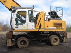 Liebherr 934C
2007, very good condition, hydraulic high rise cab, long reach rehandler, solid tyres