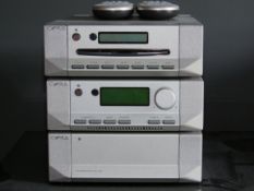 CYRUS SEPARATE SYSTEM. CD PLAYER, AMP AND INTEGRATED POWER AMP.
RETAILS AT OVER £3000